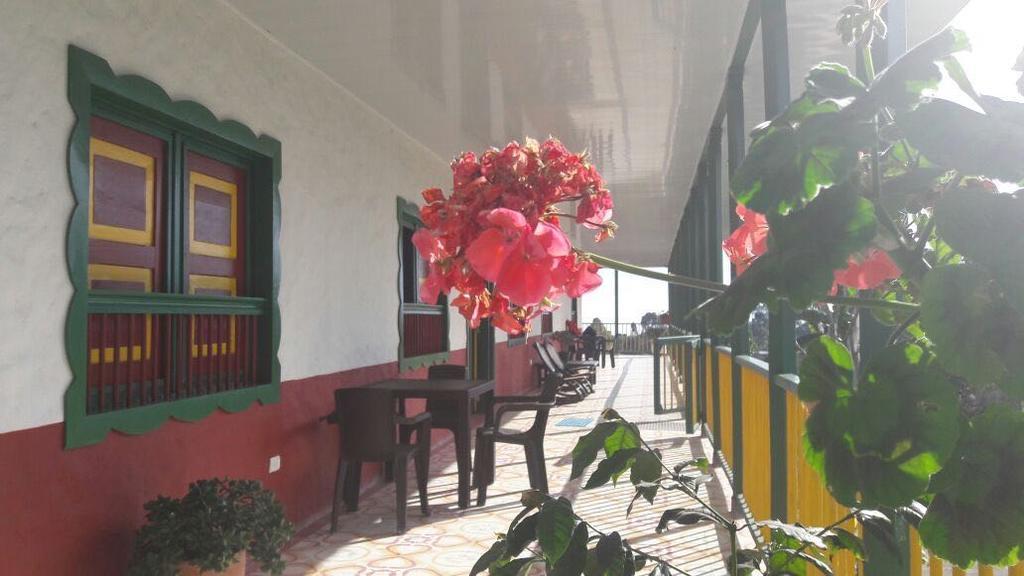 Hostal Casa De Los Taitas Salento Exterior photo