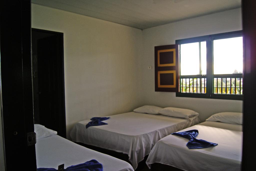 Hostal Casa De Los Taitas Salento Exterior photo