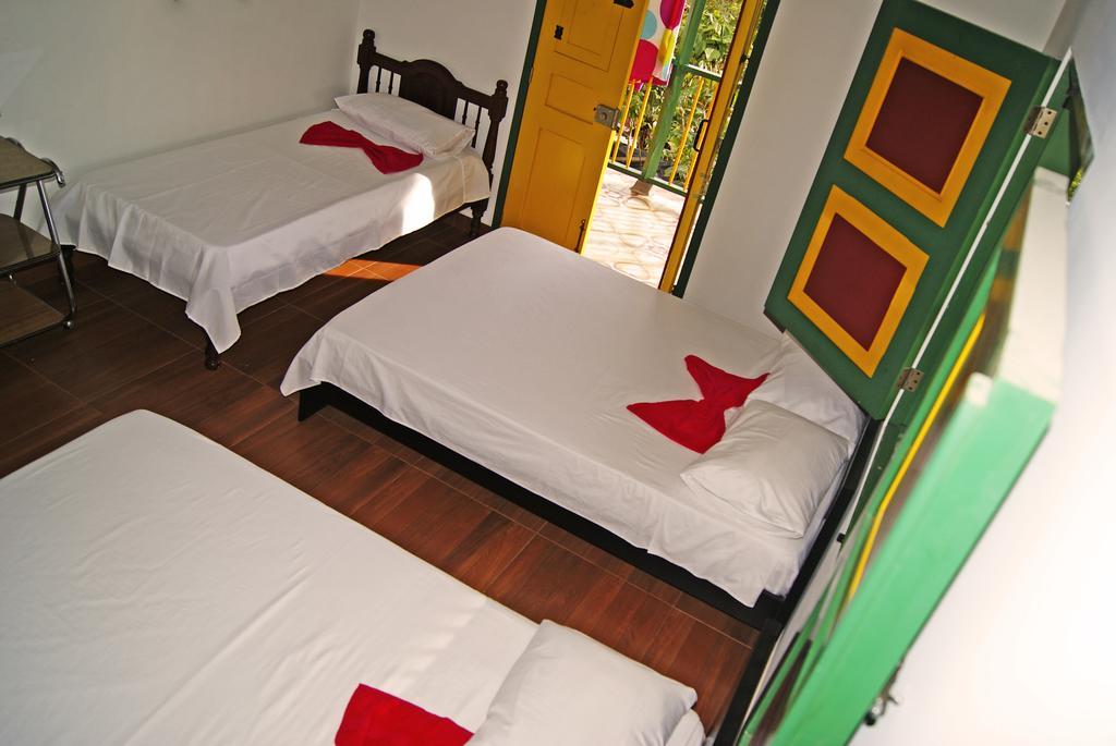 Hostal Casa De Los Taitas Salento Exterior photo